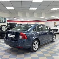 Volvo S40 2.0 AMT, 2011, 228 373 км, с пробегом, цена 915 000 руб.