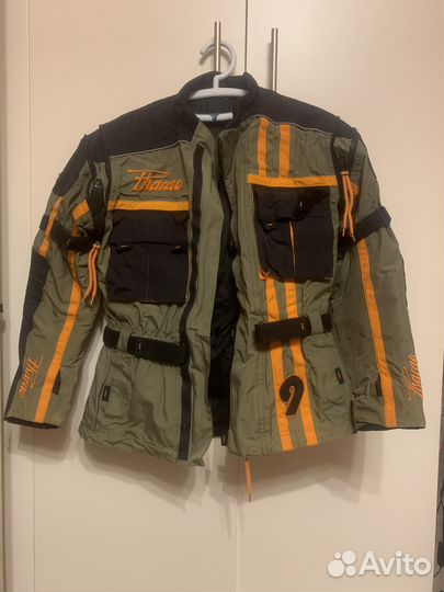 Мотокуртка женская