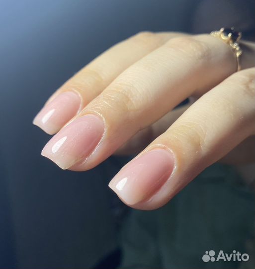 Маникюри и педикюр