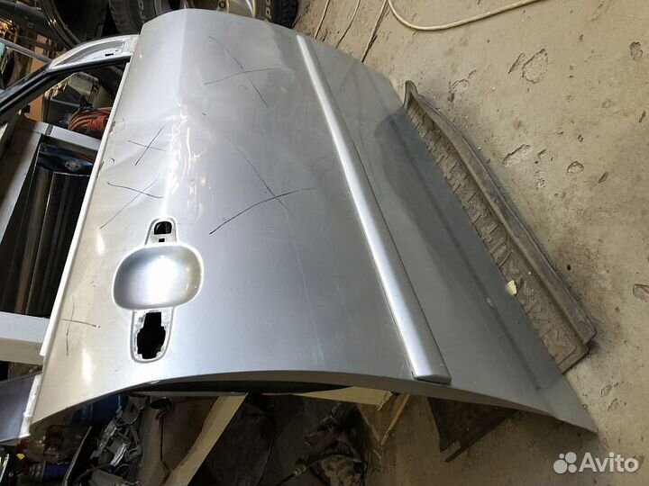 Дверь передняя правая Corolla E120 2001-2006