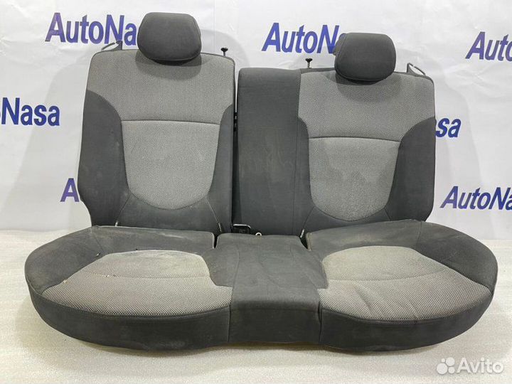 Сиденье заднее Hyundai Solaris 2010-2017