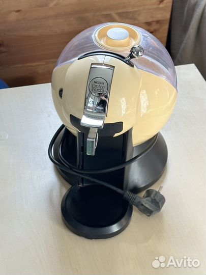 Кофемашина Nescafe dolce gusto