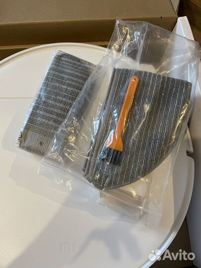 Робот-пылесос Xiaomi Mi Robot Vacuum-Mop 2 Lite RU