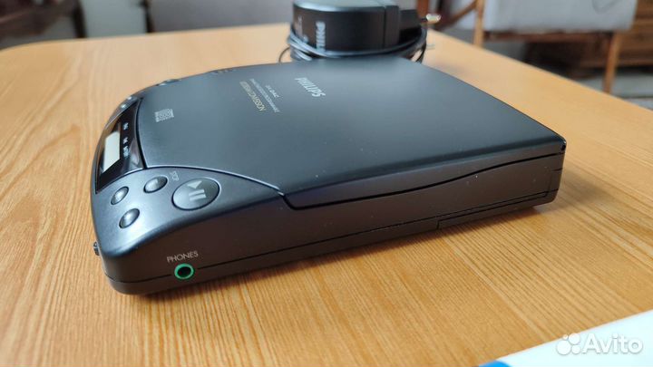 CD плеер Philips AZ 6823 винтаж 1993 год