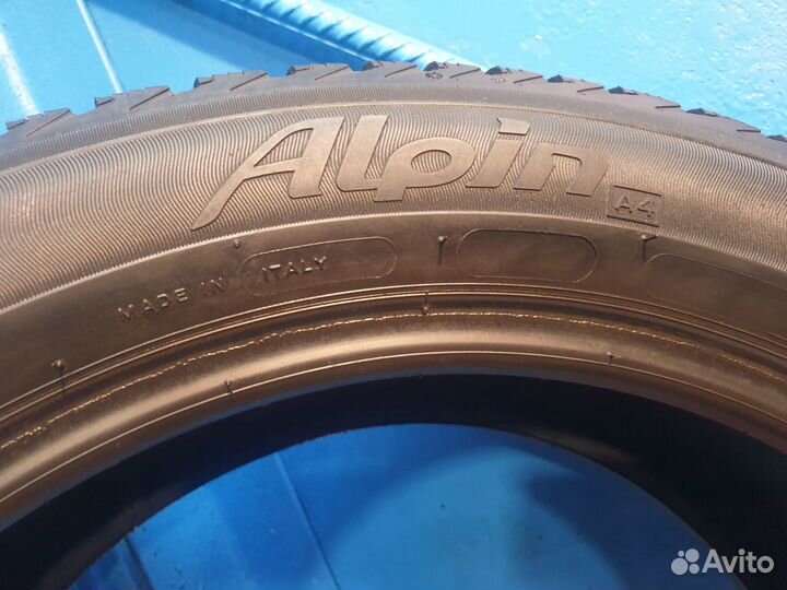 Michelin Alpin A4 215/55 R17