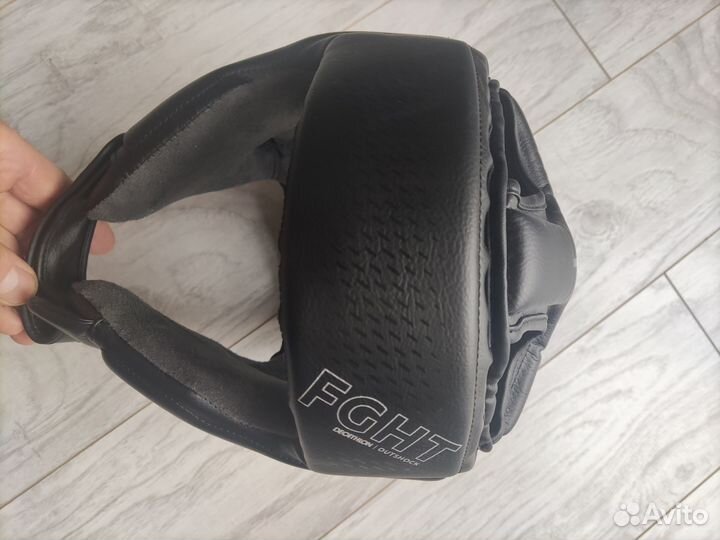 Продается боксерский шлем