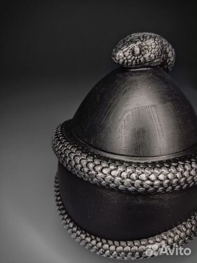 Шкатулка декоративная, подсвечник, яйцо со змеёй