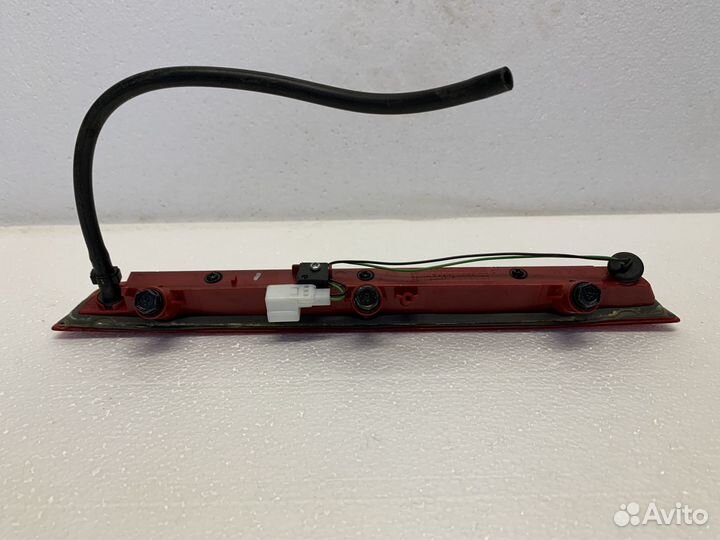 Ceed 1 ED Фонарь Стоп в Крышку Багажника