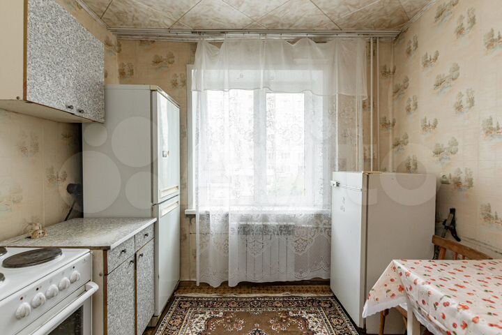 2-к. квартира, 57 м², 1/12 эт.