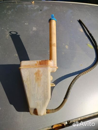 Расширительный бачек киа Рио 1