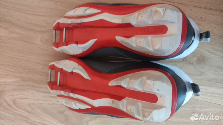 Лыжные ботинки salomon sns pilot 38р