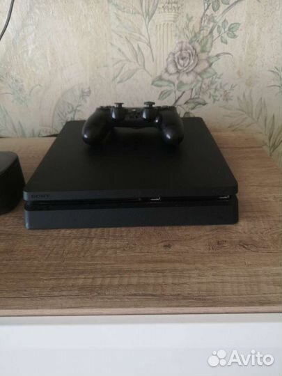 Sony PS4 slim 1tb