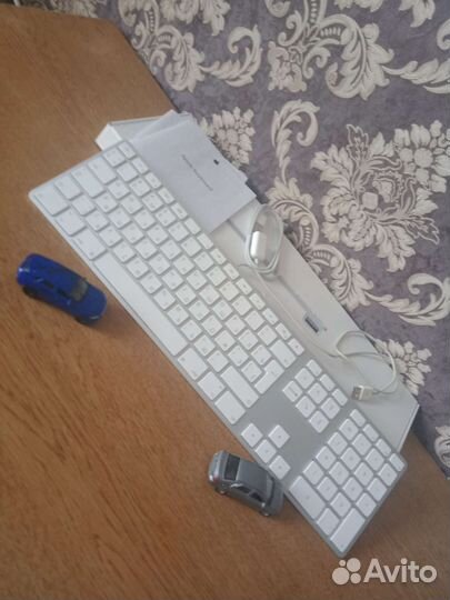 Клавиатура проводная Apple оригинальная