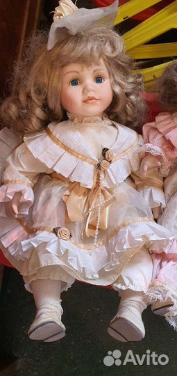 Кукла фарфоровая Leonardo collection