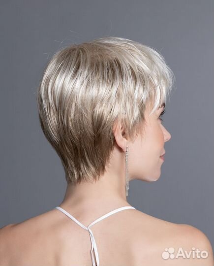 Немецкий короткий парик Pixie. Цвет разный