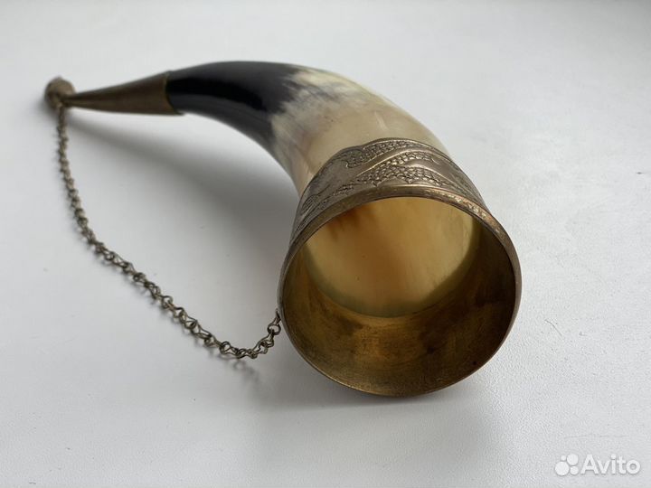 Рог-бокал для вина с редким рисунком