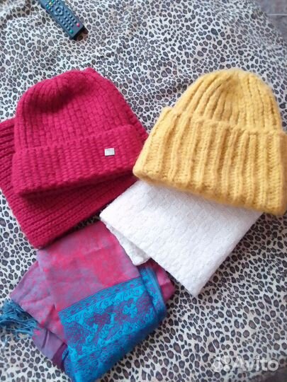 Женские шапки