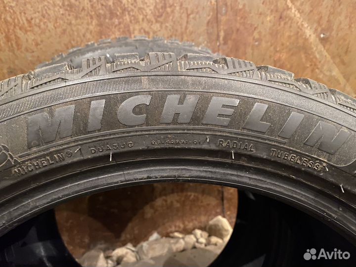 Michelin X-Ice North 4 275/40 R19 105H