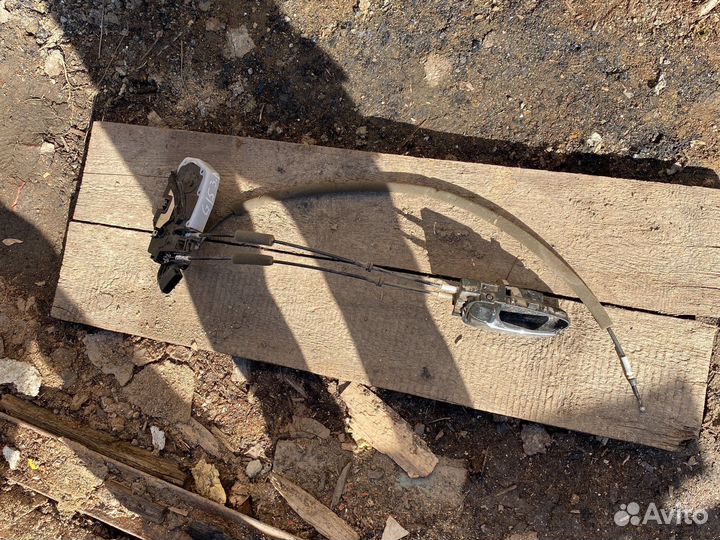 Замок с ручкой задний левый nissan almera g15