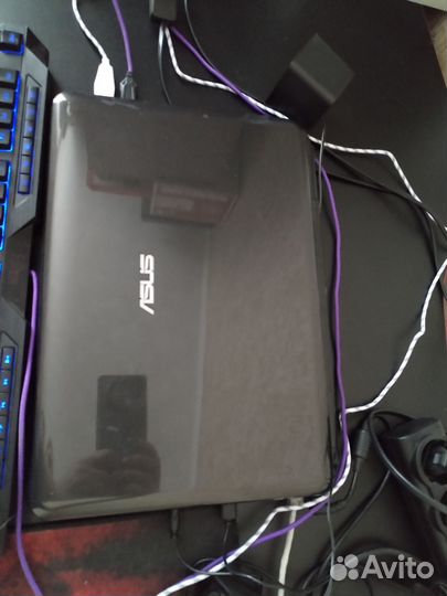 Ноутбук asus