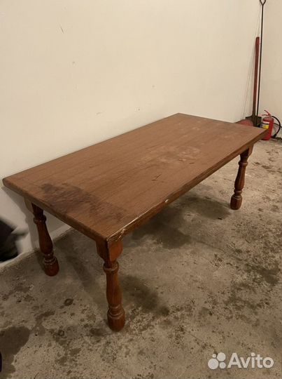 Стол из массива дуба