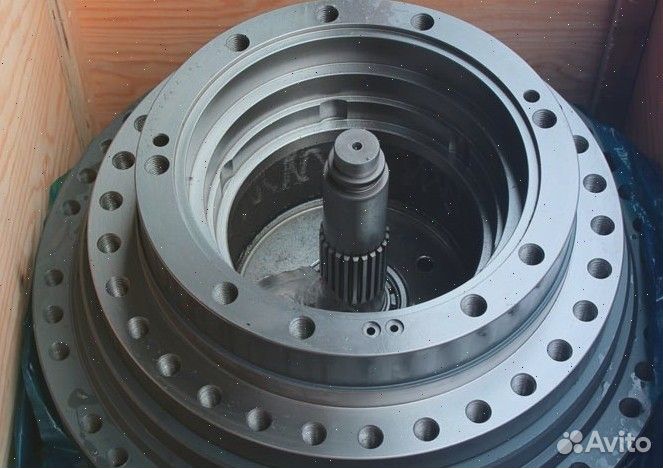 Robex 140 LC-9A / Редуктор хода xkah-00901