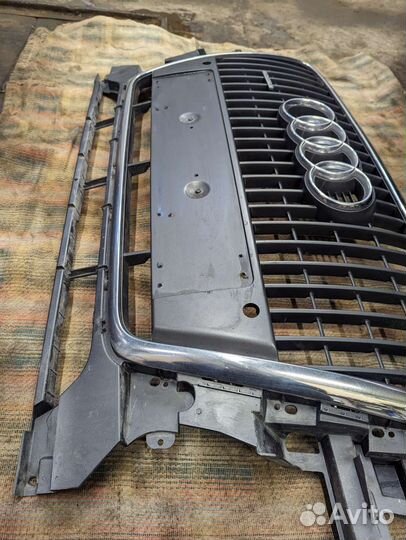 Решётка радиатора Audi Q5 2008-2012