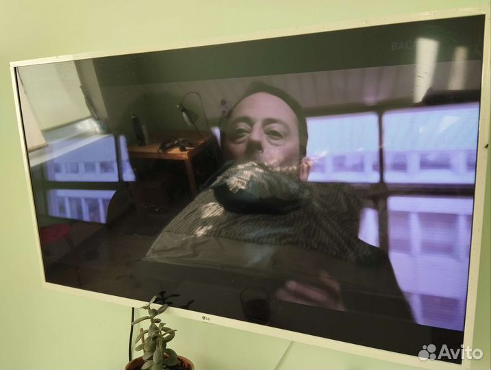 Телевизор LG 43