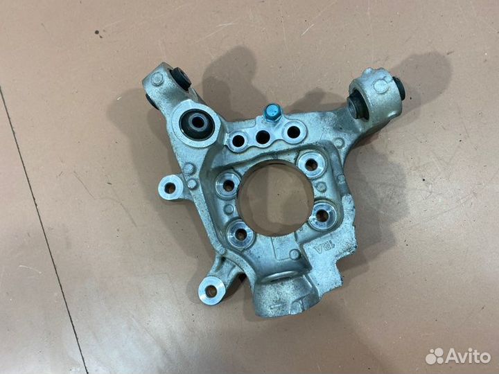 Кулак задний левый Infiniti Qx50 J50 VQ37VHR 2015