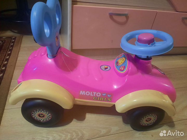 Машинка-каталка