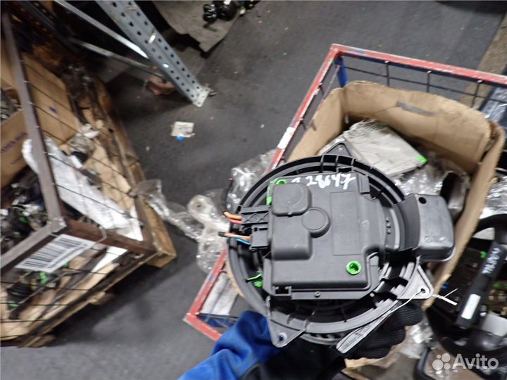 Двигатель отопителя Mercedes ML W164, 2006