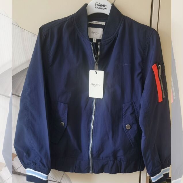 Pepe Jeans новая ветровка 140 (10 лет)для мальчика