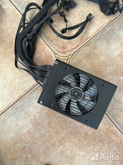 Блок питания Corsair HX1200