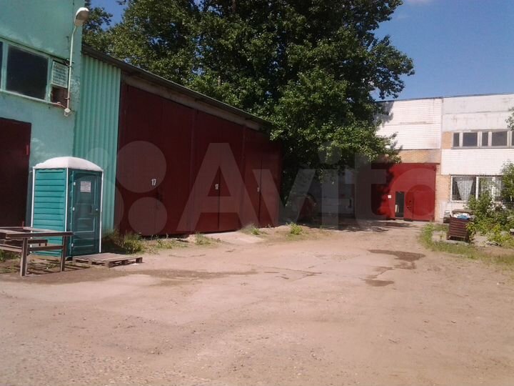 Склад, 1365 м²