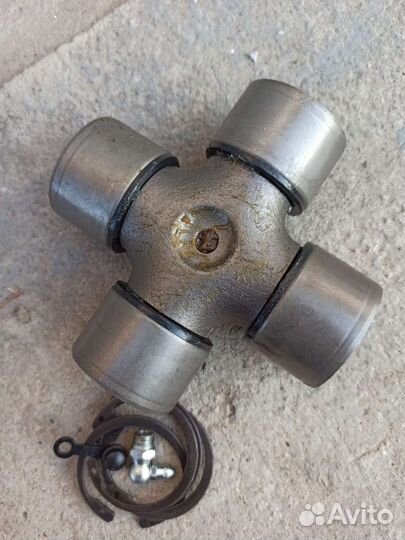 Крестовина кардана Mercedes 48 x 126