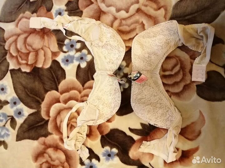 Бюстгалтеры