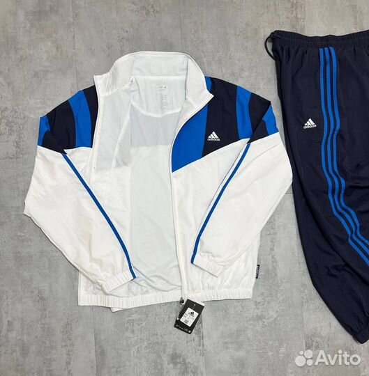 Adidas спортивный костюм моданый (топ 2024)