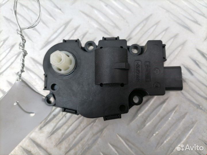 Электропривод BMW 5 F07/F10/F11 2013 64119319037