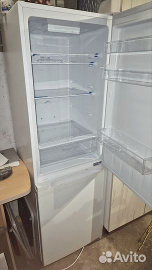 Холодильник dexp