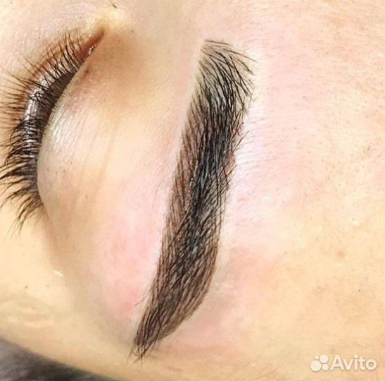 Микроблейдинг бровей