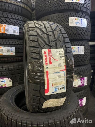Tigar Winter 235/40 R18 95V