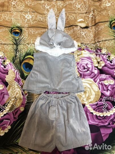 Новогодний костюм для мальчика зайка