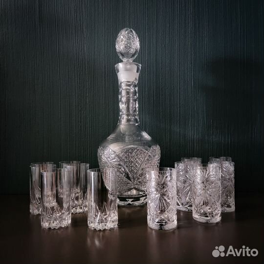 Графин хрустальный со стопками