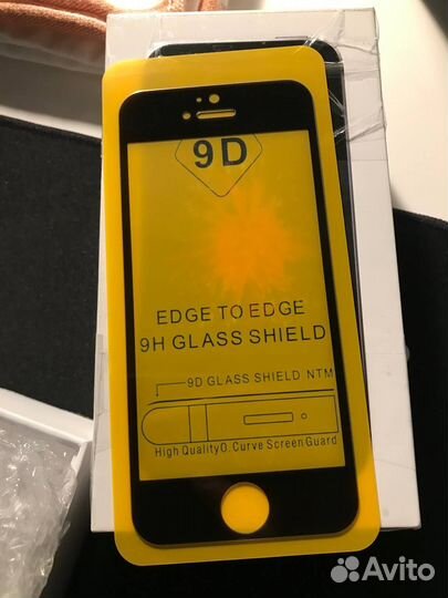 iPhone SE, 32 ГБ