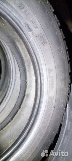 Michelin Agilis X-Ice North 185/60 R15