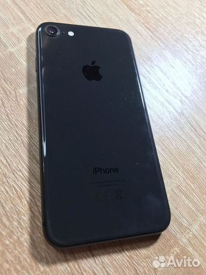 iPhone 8, 64 ГБ