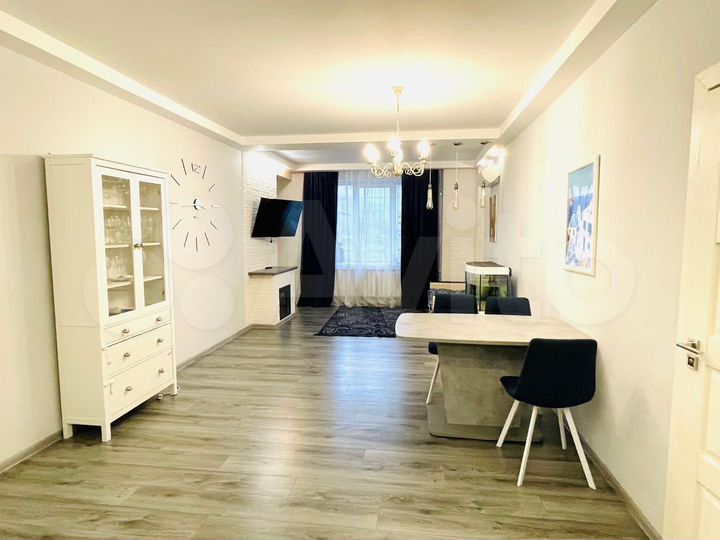 3-к. квартира, 73,3 м², 2/16 эт.