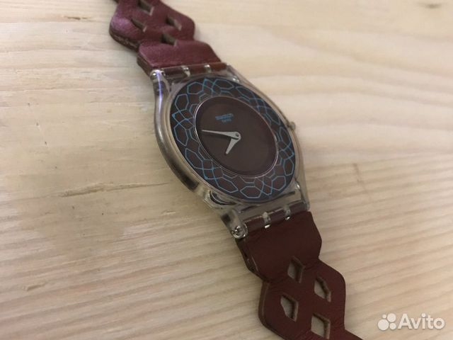 Ультра тонкие часы swatch