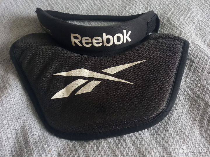 Вратарская хоккейная форма