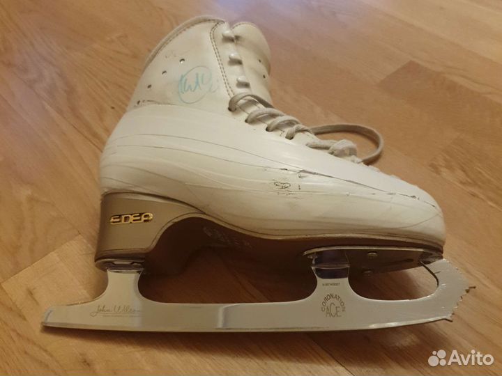 Фигурные коньки edea chorus 230, 240